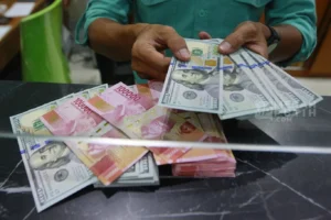 NZD/USD Terus Tertekan di Sekitar 0,5700, Tekanan Geopolitik Memicu Permintaan Dolar AS
