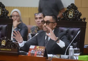 Pengakuan Ahmad Sahroni: DPR RI Diperas Pegawai KPK Palsu Rp300 Juta, Empat Pelaku Ditangkap