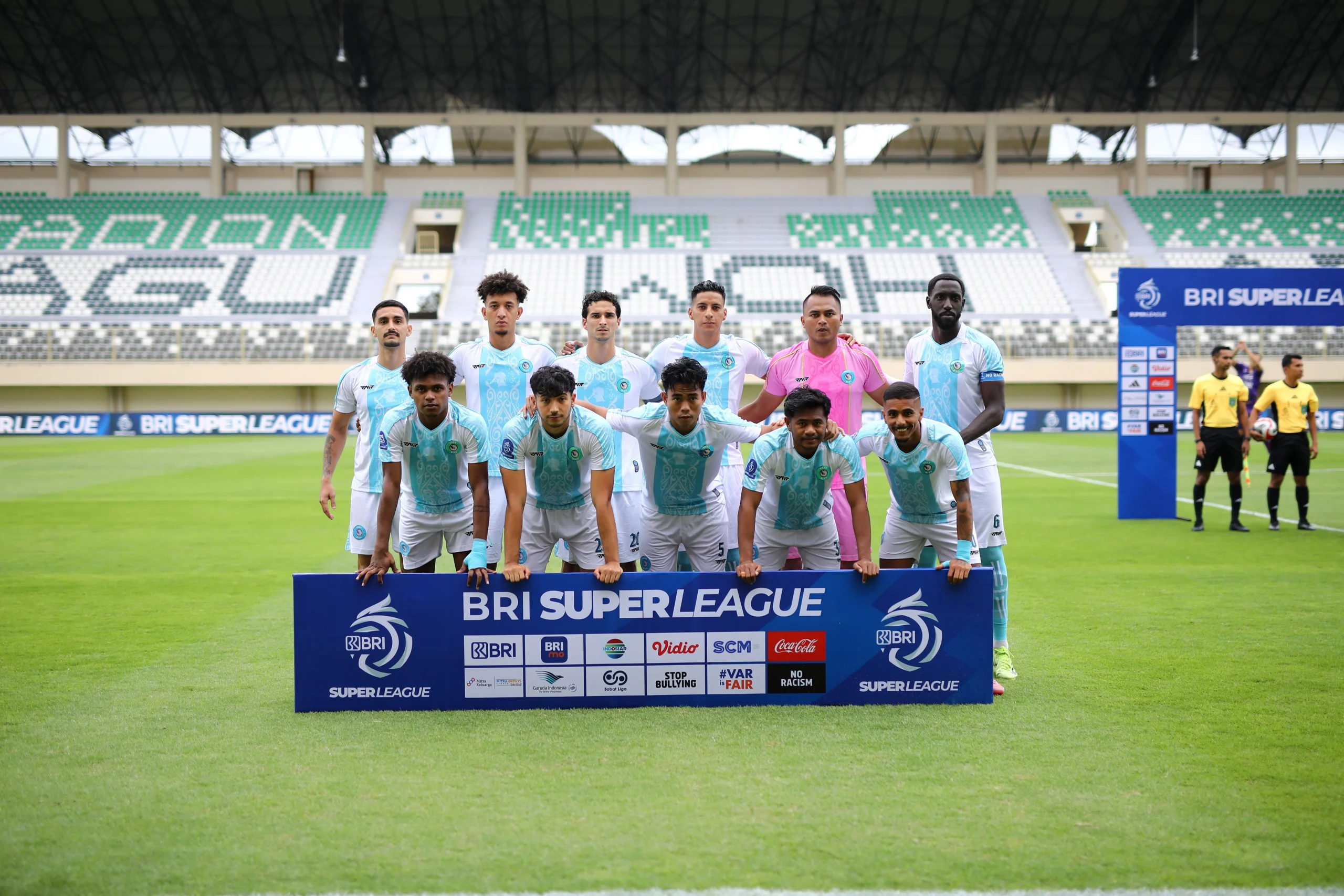 Persib Bandung Pimpin Klasemen BRI Super League, Persija Terancam Degradasi dan PSBS Biak di Jurang Bawah