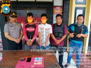 Polisi Riau Pecat Kapolsek Panipahan Usai Warga Bakar Rumah Diduga Bandar Narkoba: Penyegelan 8 Rumah dan Penyelidikan Intensif