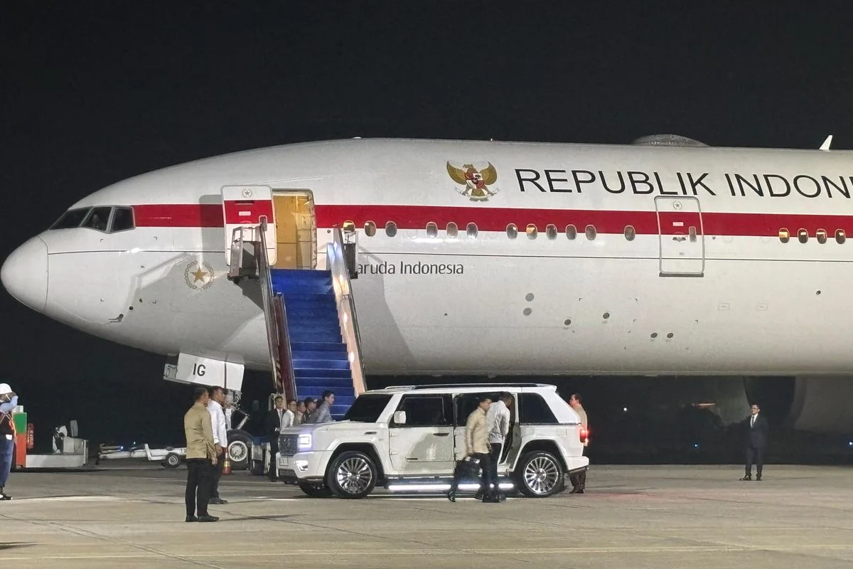 Prabowo Subianto Kembali ke Indonesia Usai Lawatan Strategis ke Jepang dan Korea Selatan, Pertemuan dengan Kaisar Naruhito dan Presiden Lee Jae Myung