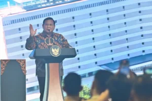 Prabowo Target 100 GW PLTS: Tantangan Oligarki Batubara, RUPTL, dan Keadilan Sosial