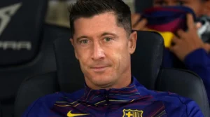 Robert Lewandowski di Pojok Barcelona: Tawaran Baru, Gaji Dipotong, dan Ribuan Klub Berebut