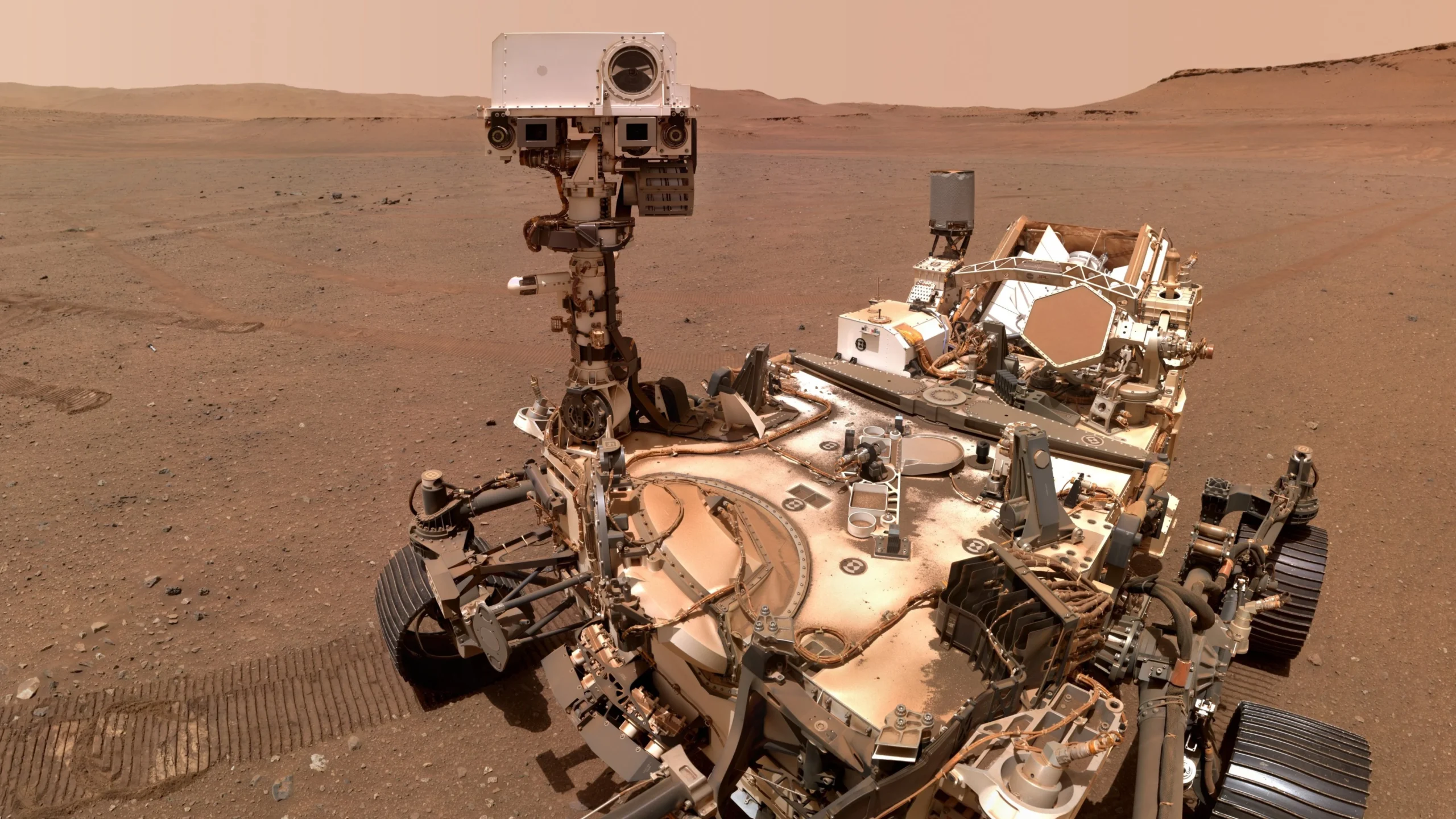 Rover NASA Ungkap Formasi Misterius: Sisik Naga di Permukaan Mars!