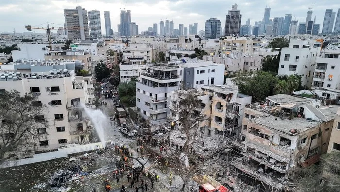 Rudal Iran Guncang Tel Aviv, Puluhan Korban Luka dan Kerusakan Luas di Beberapa Kota
