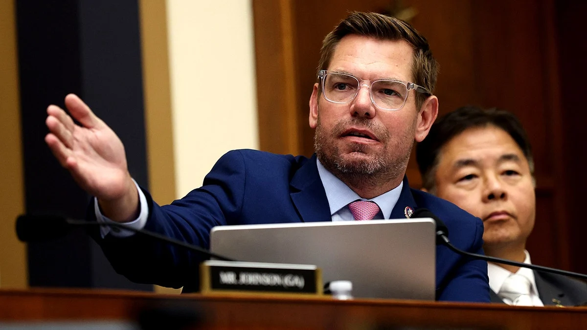 Skandal Eric Swalwell Guncang Peta Politik California: Dampak Penarikan Diri pada Pemilihan Gubernur dan Kontroversi di Kongres