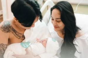 Tedak Siten Andrew: Momen Menggemaskan Erika Carlina, Cinta Laura, dan Gala Sky yang Memikat Hati Netizen