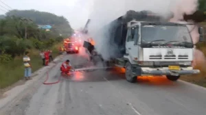 Tragedi di Jalan Hauling Rawas Ilir: Dump Truck Tabrakan, Sopir Tewas Terbakar dan Dua Luka-Luka