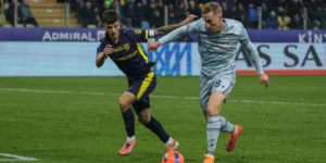 Udinese vs Parma: Taktik Runjaic, Formasi Baru, dan Dampak Cedera Davis di Dacia Arena