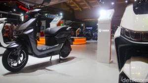 Yadea OSTA: Motor Listrik Baru dengan Jarak Tempuh 150 km dan Harga Mulai Rp 19,9 Juta Jadi Sensasi Pasar Indonesia