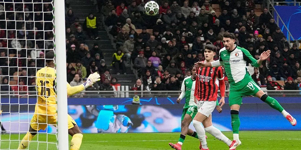 Feyenoord Raih Tiket Liga Champions dengan Imbang 1-1 Melawan AZ