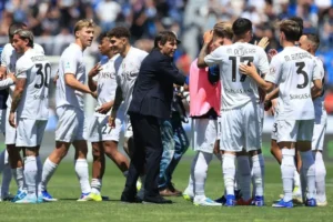Napoli Pastikan Tiket Liga Champions Usai Mengalahkan Pisa 3-0