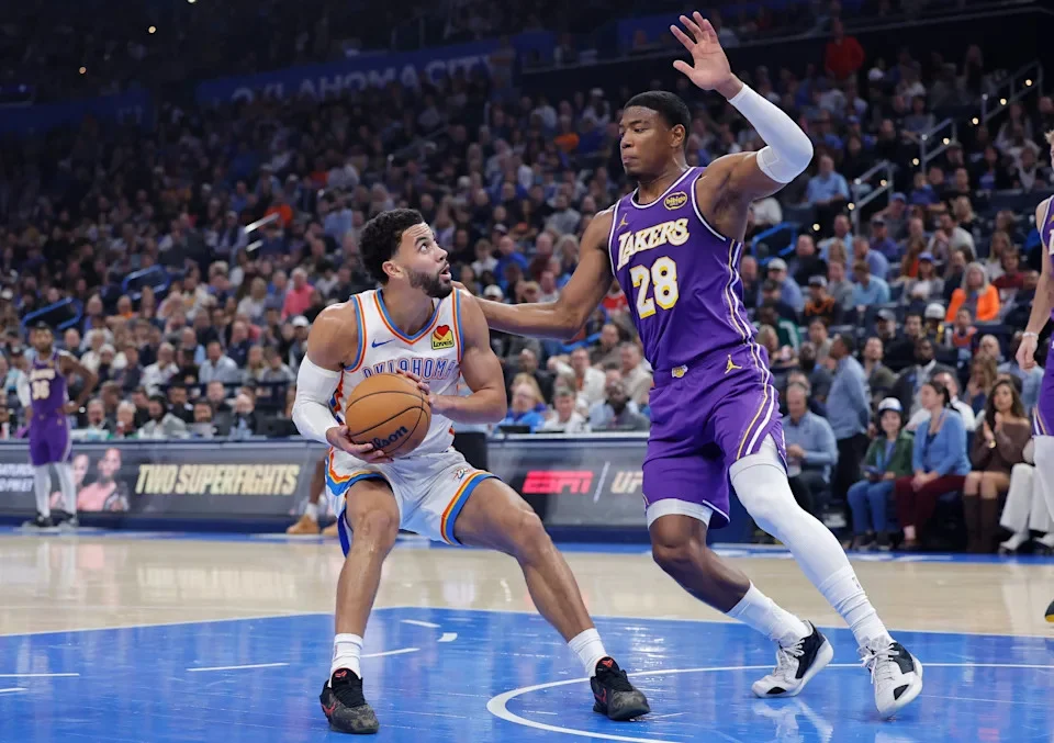 OKC Thunder Menghancurkan Lakers, Ajay Mitchell Memimpin Serangan