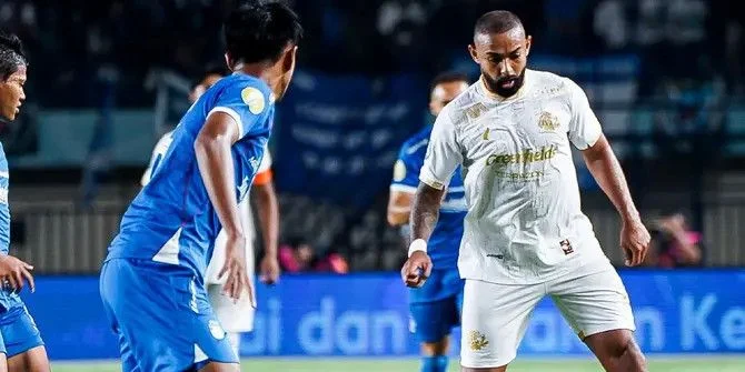 Persib Bandung Tetap di Puncak Klasemen Sementara BRI Liga 1