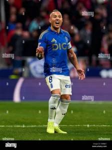 Santi Cazorla Mendapat Sambutan Hangat dari Penggemar Real Madrid