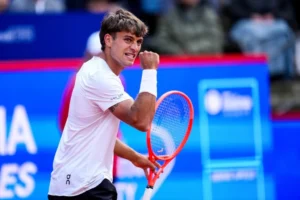 Alexander Zverev Hadapi Flavio Cobolli di Final Roland Garros 2026