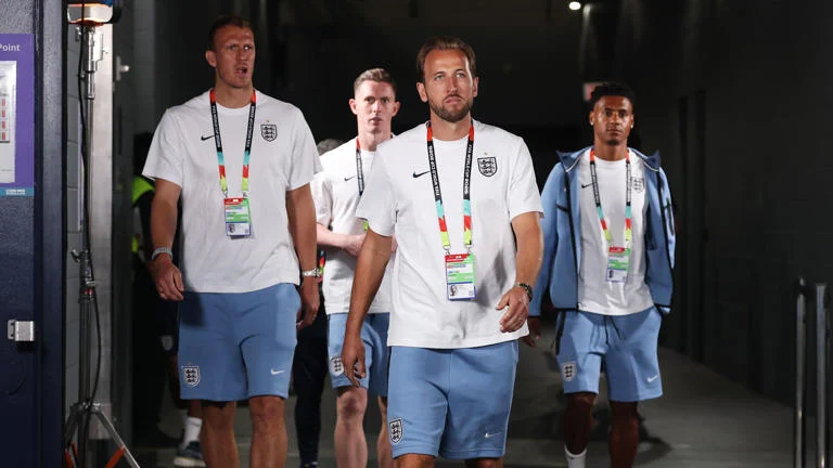 Ezri Konsa dan Pertahanan Inggris Dalam Pertandingan Melawan Kroasia di Piala Dunia 2026