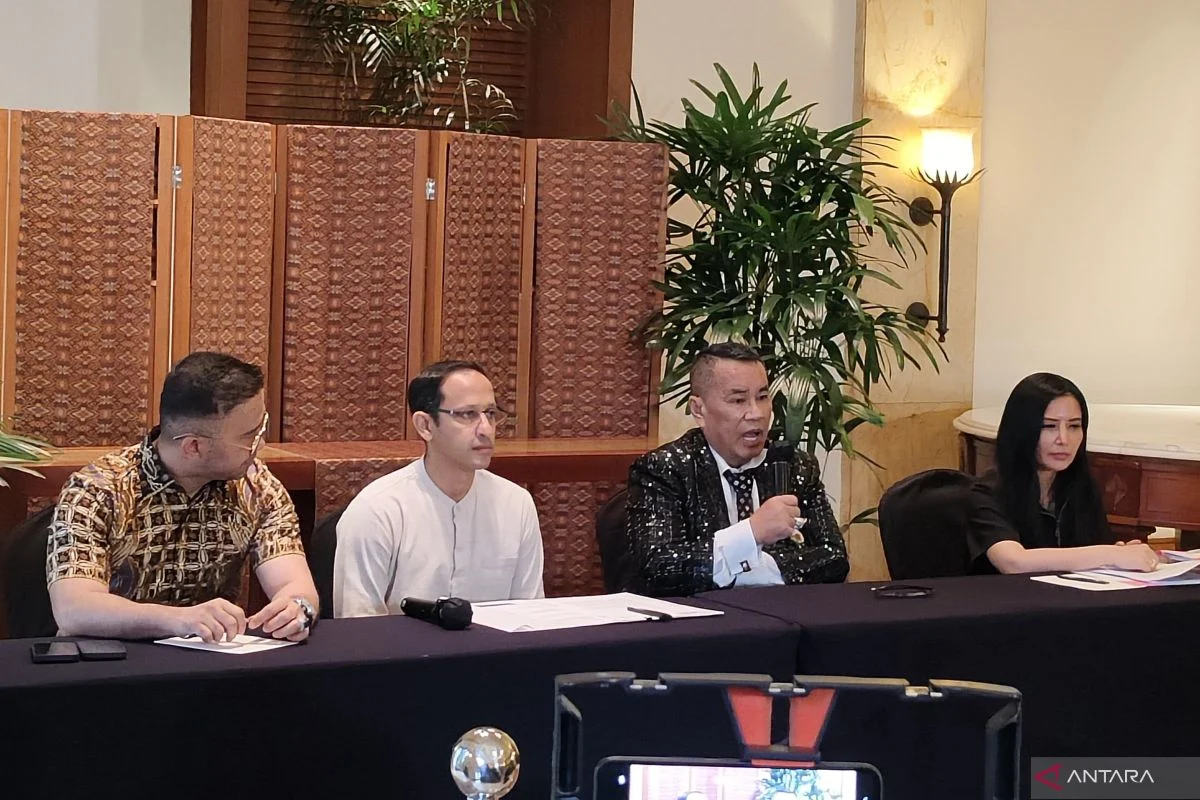 Hotman Paris: Antara Aksi Kemanusiaan dan Dinamika Hukum