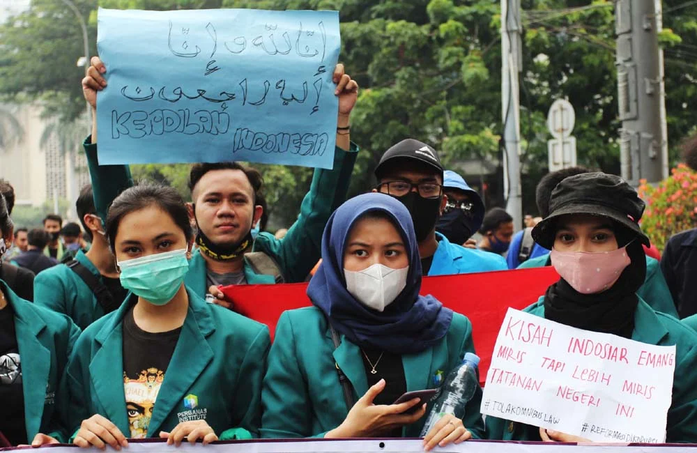 Mahasiswa Turun ke Jalan, Tuntut Pemerintah Perbaiki Kinerja