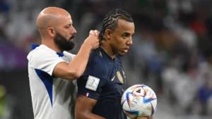 Pemain Prancis Jules Koundé Berkontribusi pada Kemenangan Timnya Melawan Senegal di Piala Dunia 2026
