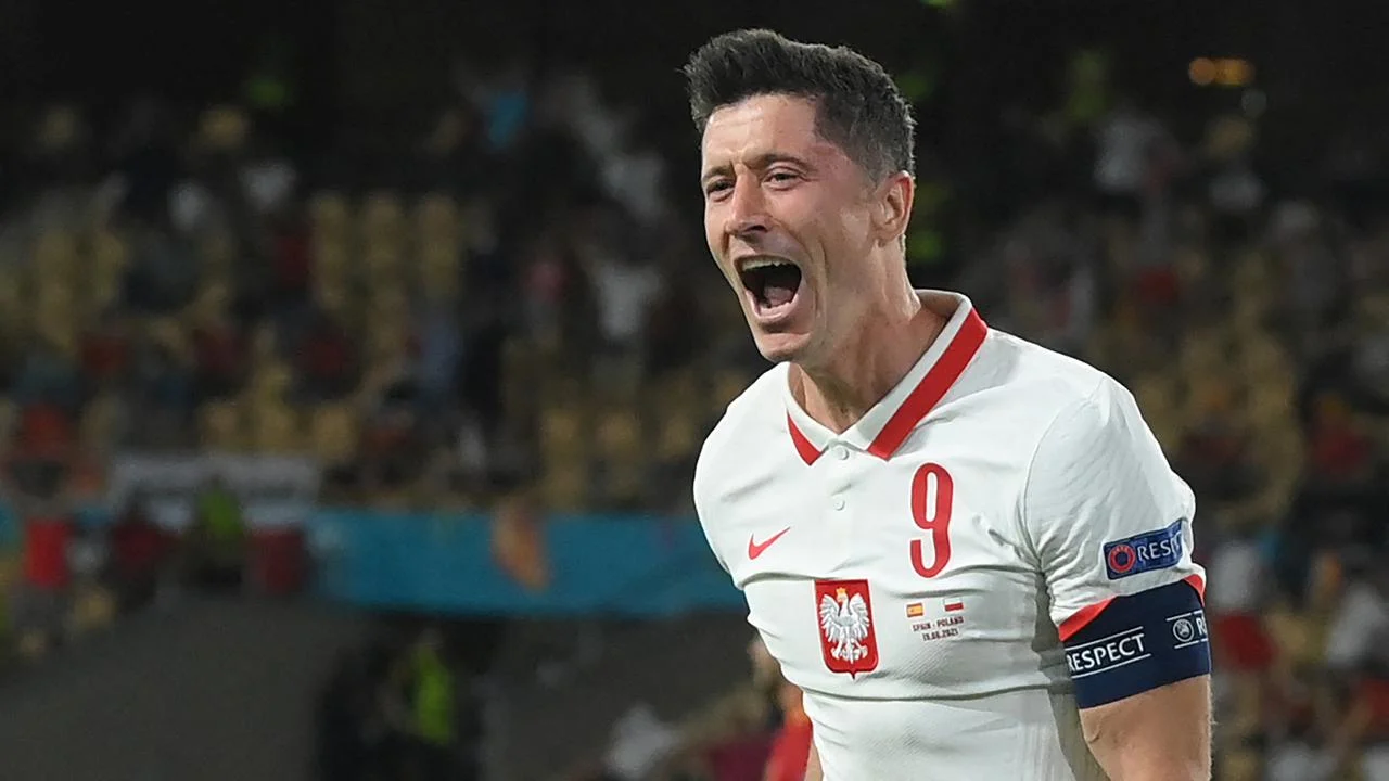 Polandia vs Nigeria: Duel Sengit Berakhir Imbang 2-2 di Warsawa